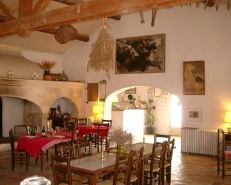 Cacharel - Saintes-Maries-de-la-Mer - Restaurante