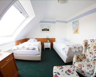 Ankerplatz-Hotel Garni - Wilhelmshaven - Bedroom