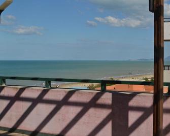 Hotel Sabra - Senigallia - Balkon