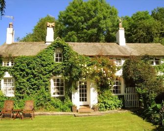 Beamed Rural Cottage in Secluded Area, Tranquil Retreat, Near Local Attractions - Dalton-in-Furness - Building