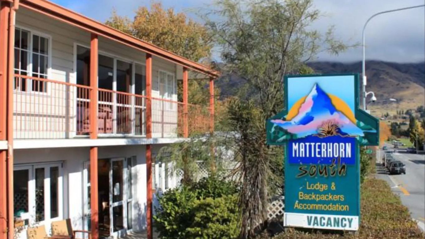 Matterhorn South Lodge And Backpackers