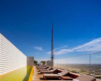 B Hotel Brasilia - Brasília - Varanda