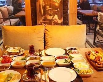 Kutahya Garden Otel - Kütahya