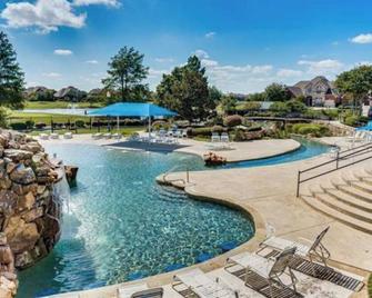 Gated And Guarded Community - Frisco - Pool