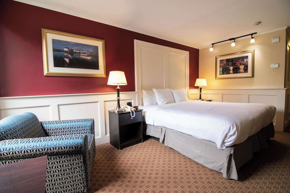 Fireside Inn & Suites Portland - Portland