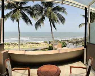 Marmara Beach House - Kannur - Balcony