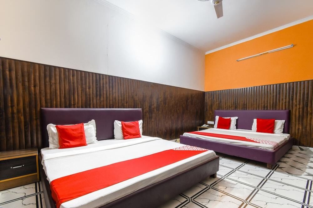 Hotel Royal Dreams - אמריצר - חדר שינה