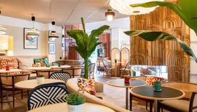 Novotel Suites Nice Airport - Niza - Lounge