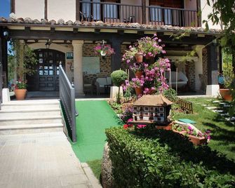 Hotel Doña Sancha - Covarrubias