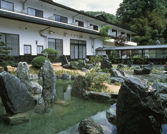 Oyado Sansui - Achi