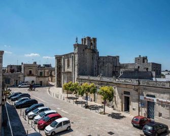 Dimora Del Vescovo Art Boutique Hotel - Minervino di Lecce - Venkovní prostory