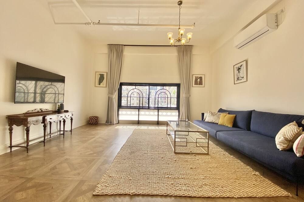 בית קובלר - By Beach Apartments TLV - תל אביב - סלון