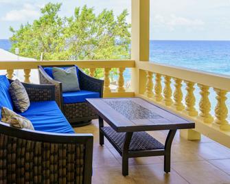 The Westender Inn - Negril - Balkon