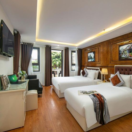 Trangtrang Classy Hotel image 1