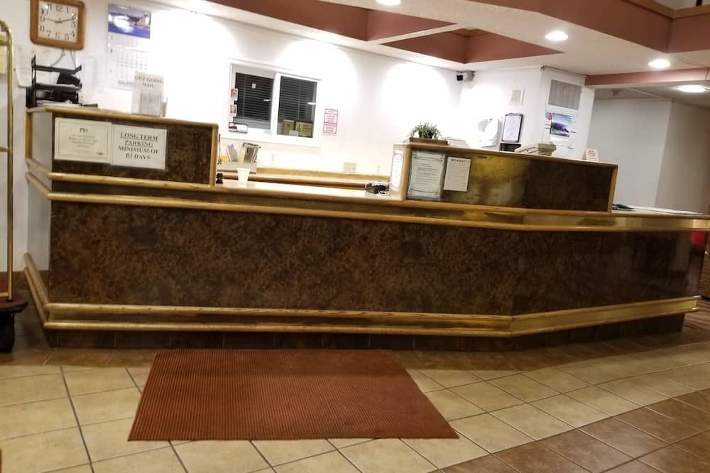 Sea-Tac Crest Motor Inn - סיטאק - דלפק קבלה