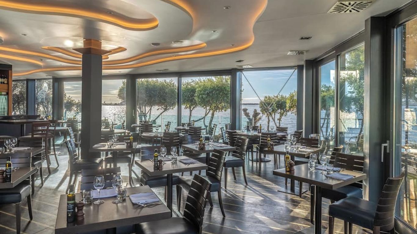 Harbour Hotel Christchurch