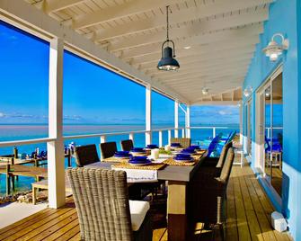 Private Beach Front Home - Like being on your own island - George Town - Balcon