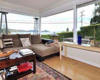 Amazing San Francisco Views - Mill Valley - Living room