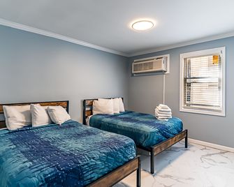 Boardwalk Hotel Charlee & Beach House Rentals - Seaside Heights