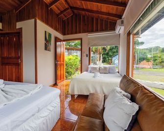 Chateau Arenal Hotel & Restaurante - El Castillo