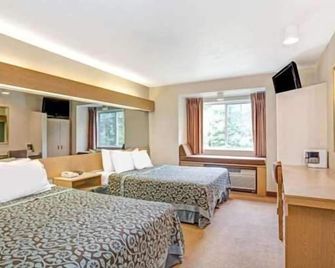Sturbridge Plaza Hotel - Sturbridge
