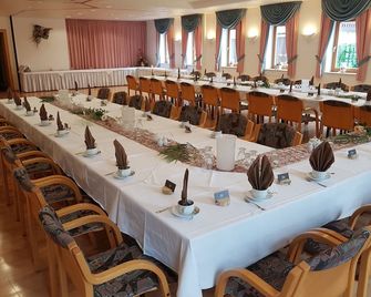 Naturhotel Lindenhof - Rechenberg-Bienenmühle - Meetingraum