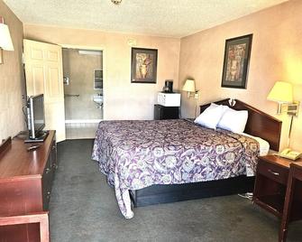 OYO Hotel East Macon I-75 - Macon - Slaapkamer