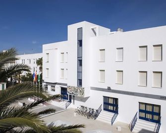 Albergue Inturjoven Chipiona - Chipiona - Building