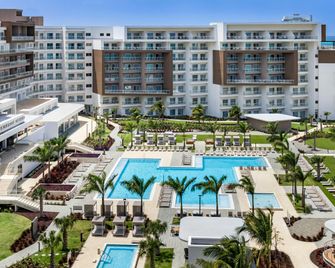 Embassy Suites by Hilton Aruba Resort - Noord - Pool