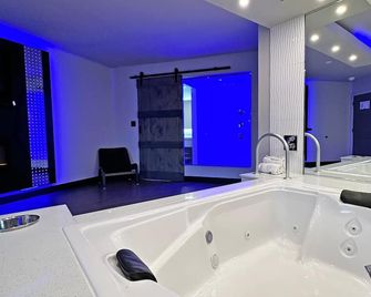 Imperial Suites - Jackson