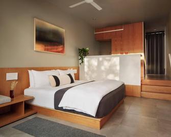 Frame Hotel - Soco - Austin