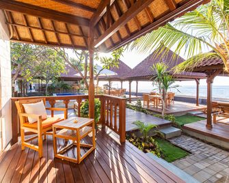 Nalika Beach Resort - Adults Only - Seririt - Patio