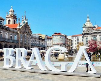 Rooms4you 1 in historic center of Braga - Braga