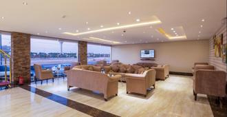 Burj Alhayah hotel suites Alfalah - Thủ Đô Riyadh - Lounge