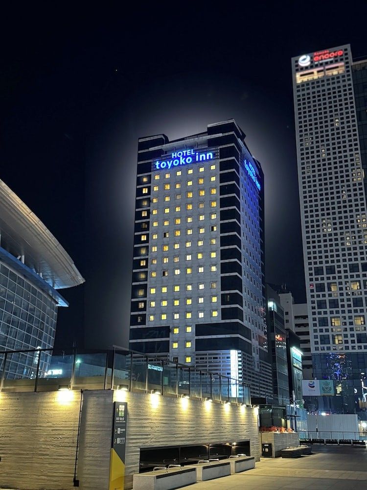 Toyoko Inn Busan Station No.1 - פוסן - בניין