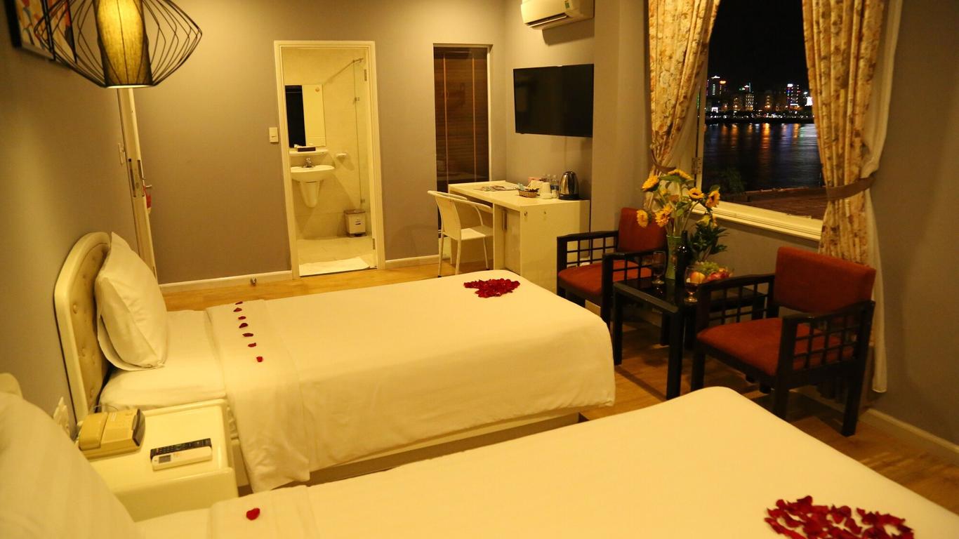 Kaka Hotel Han River