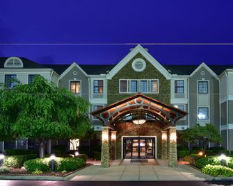 Staybridge Suites Columbus-Airport By IHG - קולומבוס - בניין