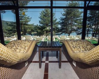 Family Hotel Hebar - Batak - Balcón