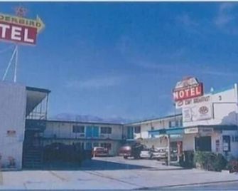 Thunderbird Motel - Bishop - Gebäude