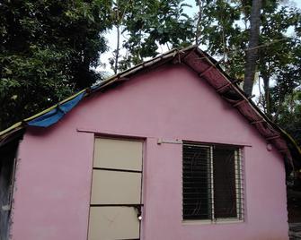 Golden Garden Homestay Hampi - Hampi - Outdoor view
