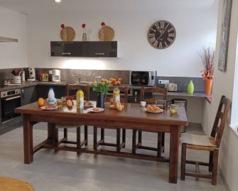 Gîte lAtelier plain pied au centre de Gérardmer - Gérardmer - Keuken