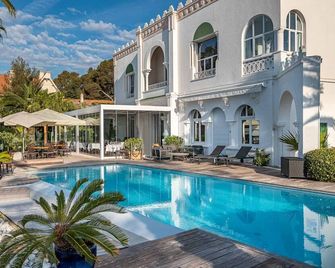 La Villa Mauresque - Saint-Raphaël - Kolam