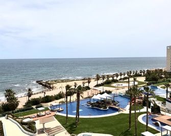 Sea Senses Apartments - Marholidays - Torrevieja - Uima-allas