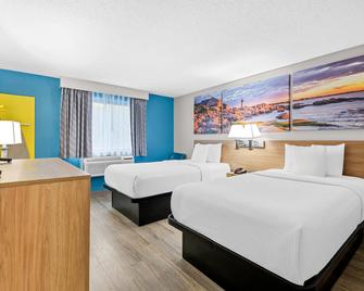 Days Inn by Wyndham Brunswick Bath Area - Brunswick - Спальня