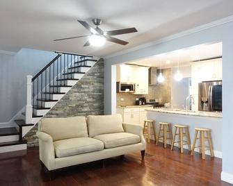 Best Home To Visit Nyc-Newark Airport-Parking - Hillside - Living room