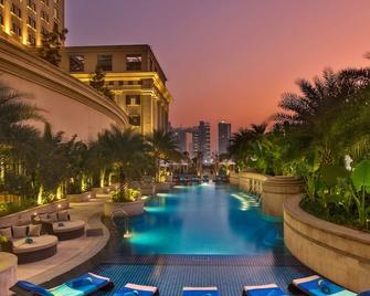 آي تي سي رويال بنجال، أ لاكشري كوليكشن هوتل، كولكاتا - كولكاتا - حوض السباحة