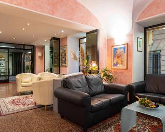 Hotel Europa - Genoa - Lobby