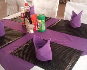 Samanene Hotel - Mwanza - Restaurante