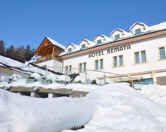 Horský hotel Remata - Raztocno - Building