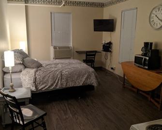 Apartment In The Historical Stahl House Building. - Mankato - Bedroom